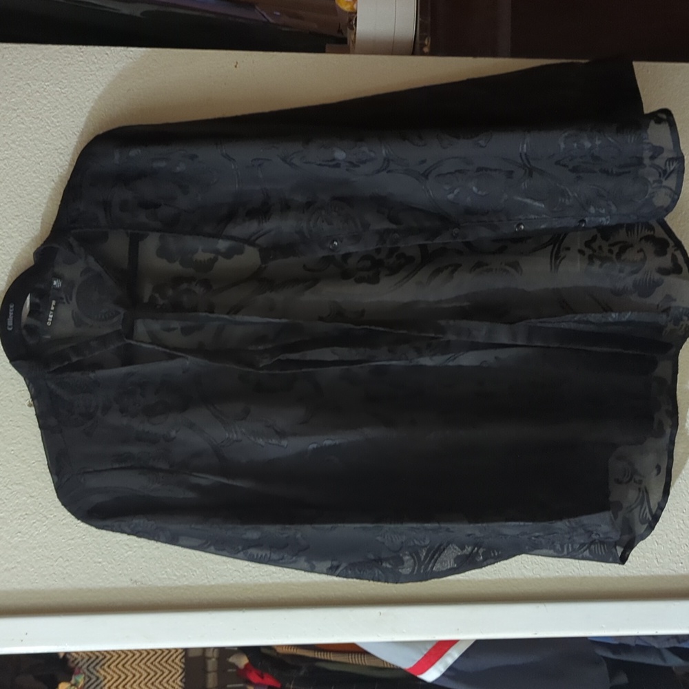 obey No89 // Black sheer pattern button down top with neck tie M
